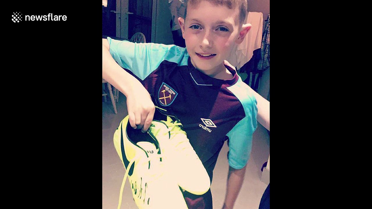 West Ham Declan Rice surprises fan with signed boots