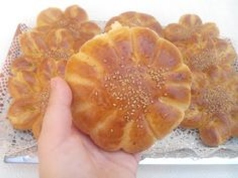 بريوش سريع بالحليب بدون عجن اودلك بالملعقة خفيف كالقطن