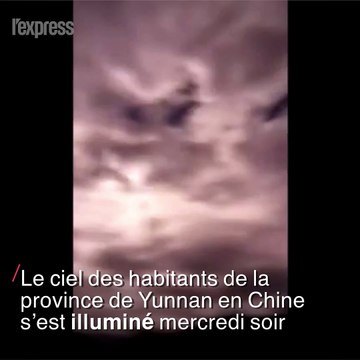 Une boule de feu traverse le ciel en Chine