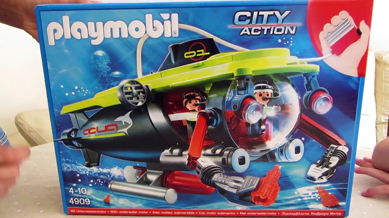 Submarino de Playmobil para jugar en la piscina