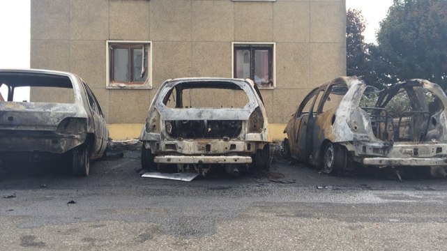 Quatorze voitures incendiées jeudi soir
