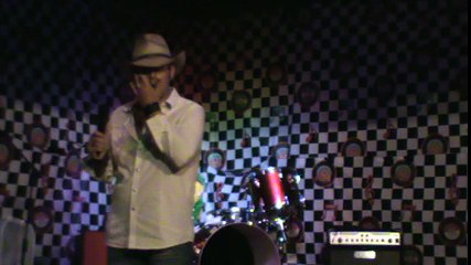 Franz Goovaerts sings 'The Wonder Of You' Dad's Place 2015 t