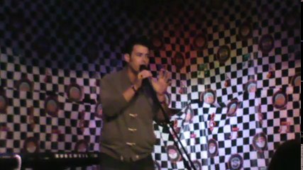 Franz Goovaerts sings 'Walking In Memphis' Dad's Place 2015 copy