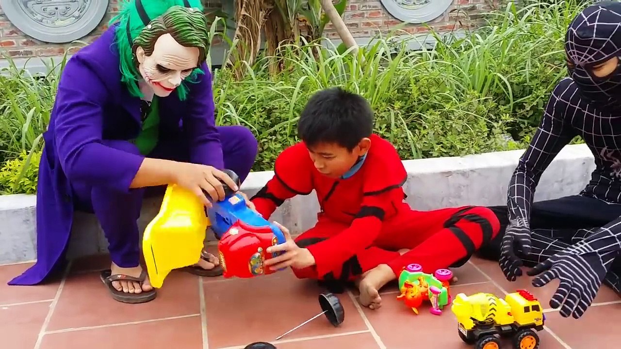 Police Rescue Ninja Falling Into A Lake Water w/ Superheroes Real in Life