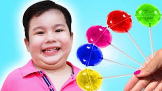 Bad Baby with Tantrum and Crying for Lollipops Little Babies Learn Colors with Finger Family Song