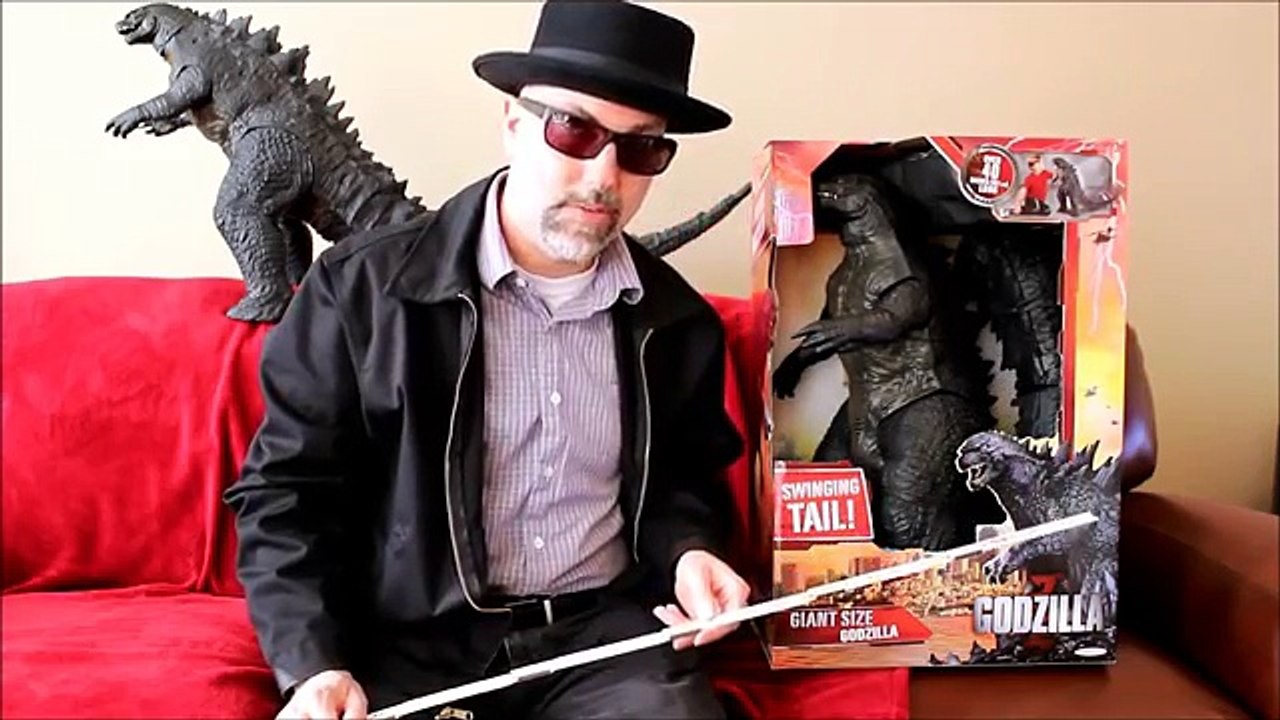 Giant Size Godzilla new Toy Review