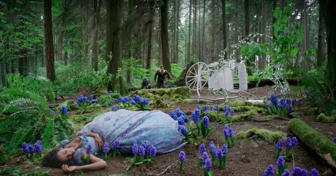 Watch Series Once Upon a Time Season 7 Episode 1 . Hyperion Heights - TV Show 2017