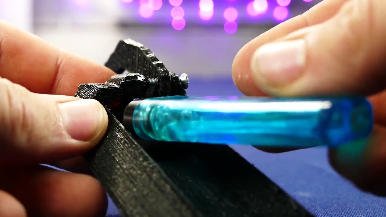 Make a SPIDER-MAN Homecoming Web Shooter! - RELOADABLE WEB CARTRIDGES!!!