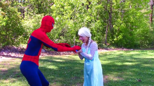 Frozen Elsa & Spiderman Twin Babies vs Hulk Baby Maleficent dirty diaper + Mermaid Elsa