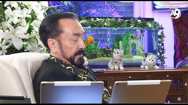 Allah kainat yaratılmadan zer aleminde tüm insanları yaratmış, hepsinden söz almıştır. Evrimle aşama aşama varoluş yoktur