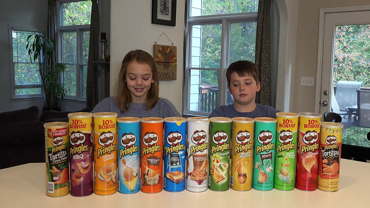 PRINGLES CHALLENGE | Whitney and Braxton Bjerken