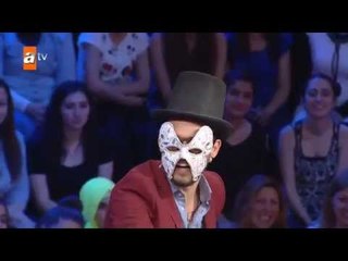 Danilo, Ebru Polat'ın klibindeki adam olursa...