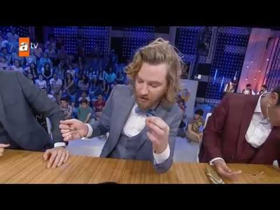Elin Oğulları güllaç tatlısını ilk kez tadarsa!