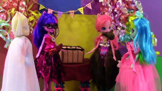 My Little Pony Equestria Girls Legend of Everfree - Halloween 1 - AMAZING TOY VIDEOS!