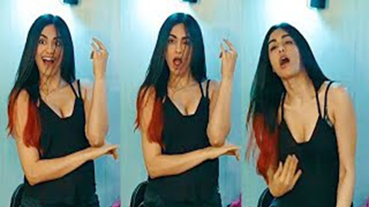 Adah Sharma Hot & Sexy Tight Dress Dance