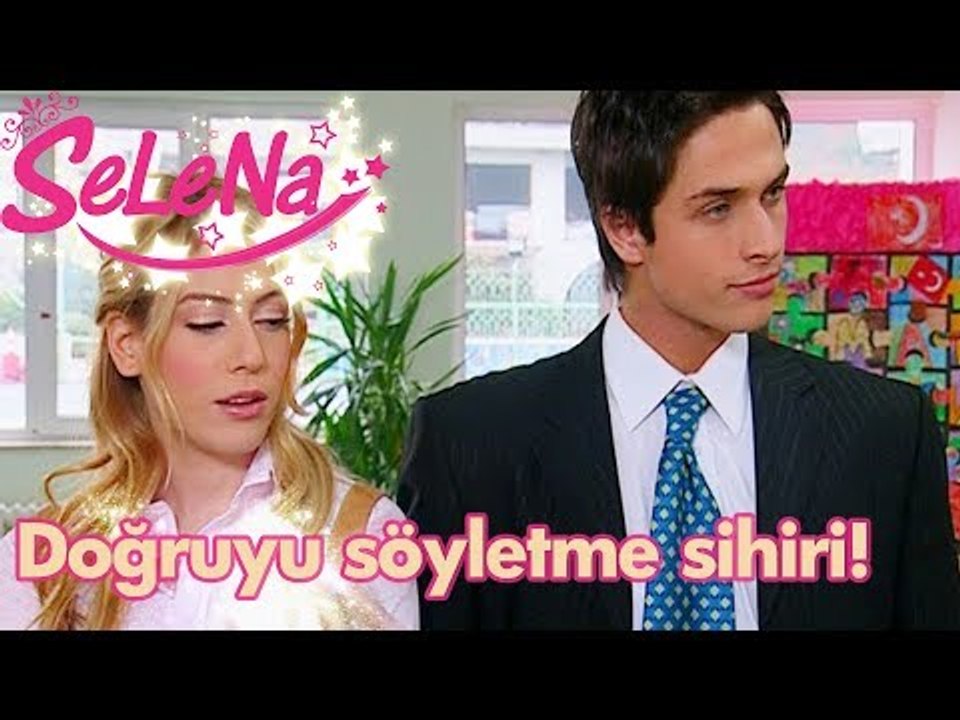 Selena doğruyu söyletme sihrini yapıyor