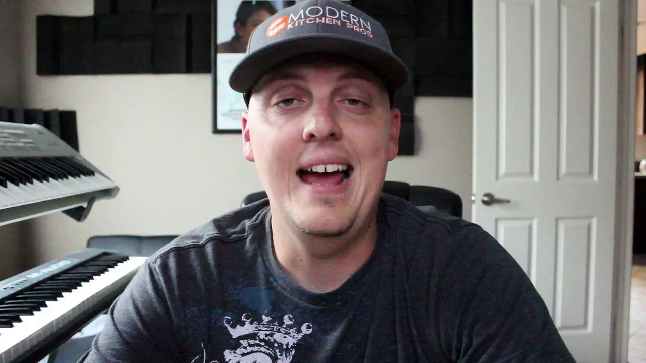 High Gloss Kitchen Cabinets-The Difference Between The 3 Most Popular High Gloss Cabinets