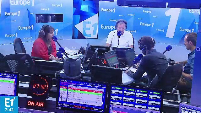 Macron, le Président des grandes villes face aux petits maires