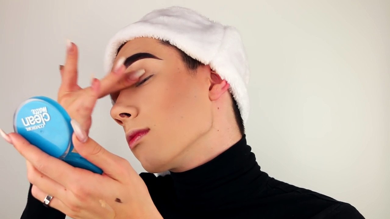 Pop of Color Holiday Makeup Tutorial with James Charles _ COVERGIRL