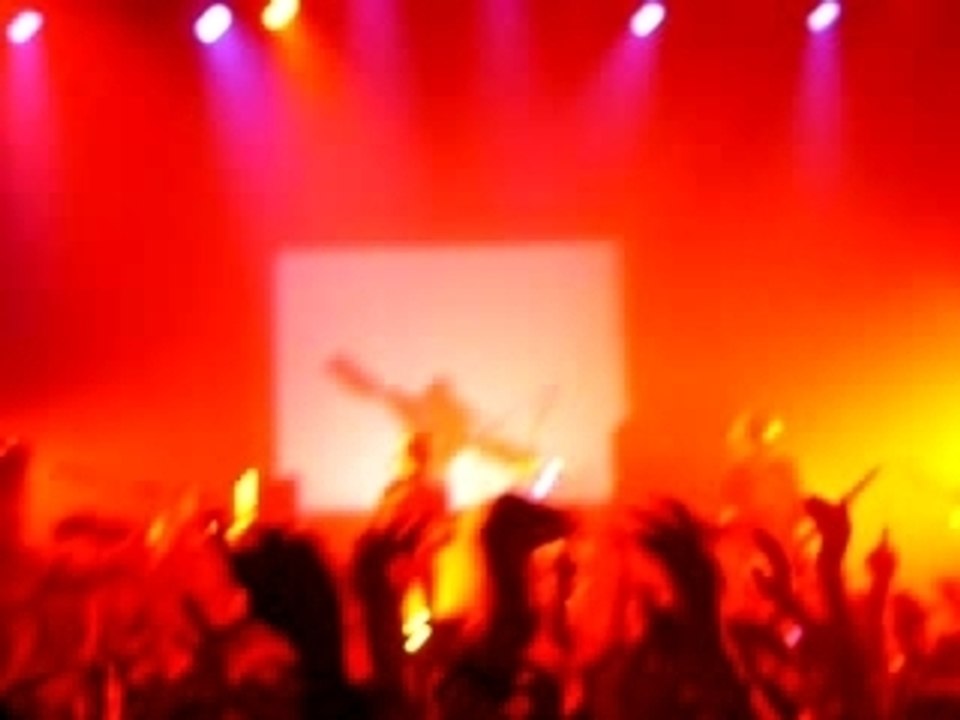 IMAX mons riff' 'n' bips