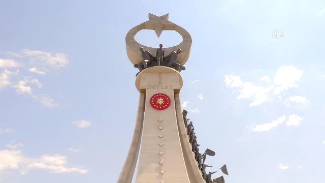 Nijerya Sağlık Heyeti 15 Temmuz Şehitler Anıtı'nı Ziyaret Etti