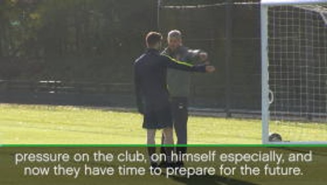 It's right Wenger's staying at Arsenal - Gilberto Silva