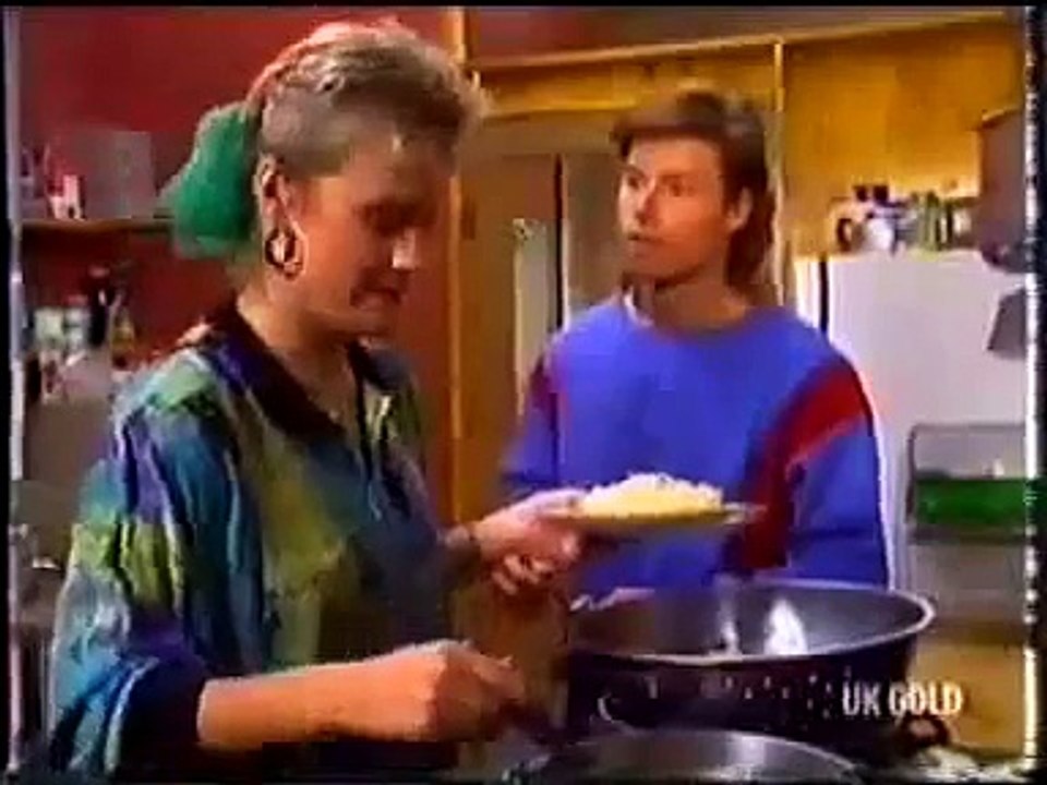NEIGHBOURS EPISODE 425