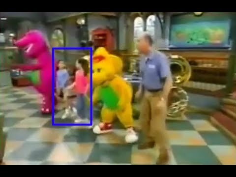 Estas dos actrices y cantantes empezaron con Barney el dinosaurio | Noticias con Francisco Zea