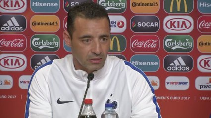 Foot - Bleues : Echouafni «On a une stratégie»