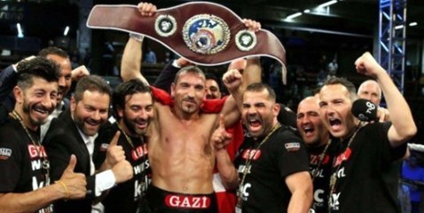 Boksör Fırat Arslan, Avrupa Şampiyonu Oldu