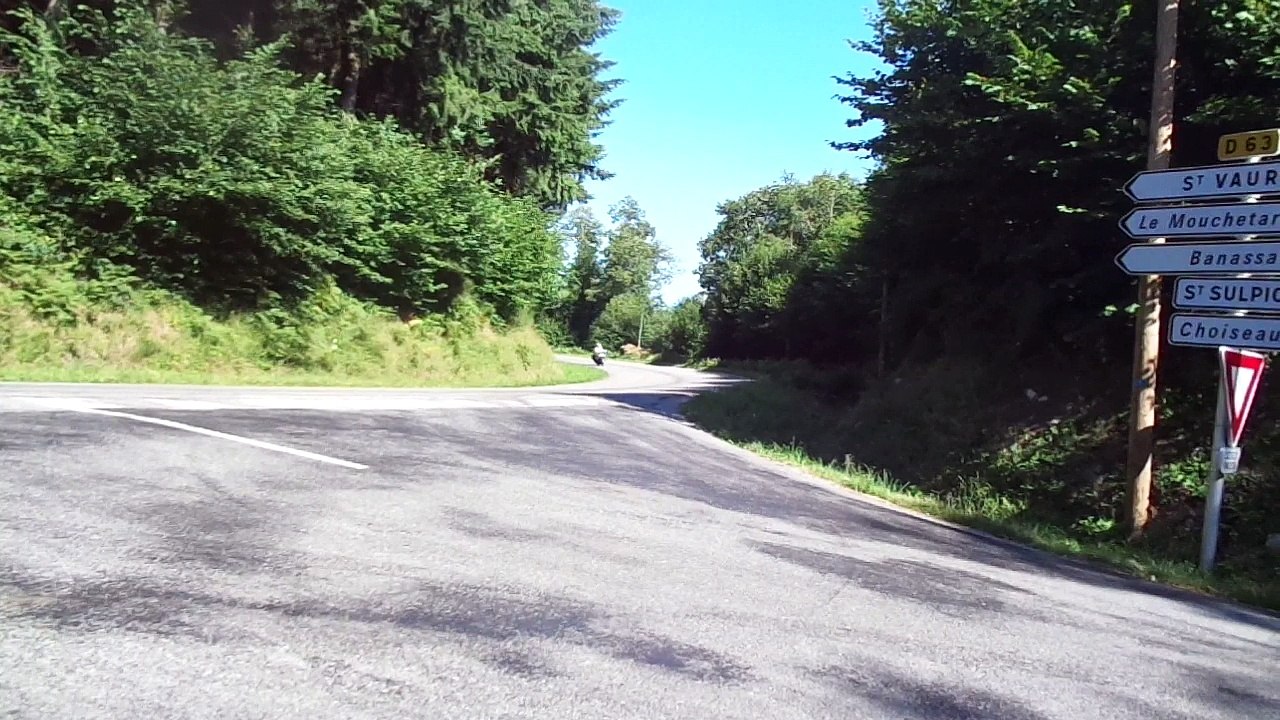 Saint Sulpice le Gueretois championnat de France Ufolep 5ème tour arrivée