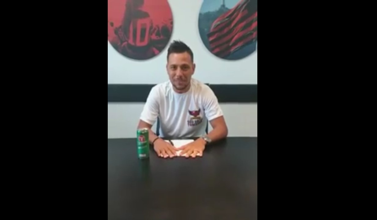 DIEGO ALVES ASSINA CONTRATO COM O FLAMENGO E MANDA RECADO PARA A NAÇÃO!