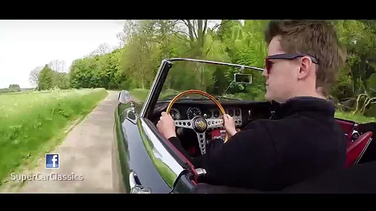 Jaguar E-type Roadster vendido por valor recorde!