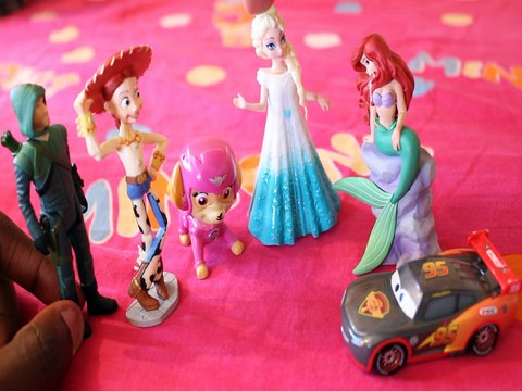 JESSIE WANTS ELSA'S FRIENDS SKYE GREEN ARROW LITTLE MERMAID LIGHTENING MCQUEEN Toys BABY Videos TOYS STORY 3, FROZEN, DI