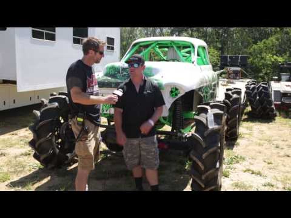 Radioactive (Chris Foy) - Pre-Race Interview at Dirty Turtle Offroad (2015)