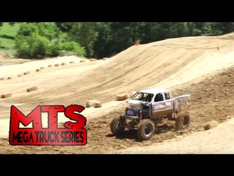 Blown Money (John Gordon) - Hill and Hole Run 1 at Dirty Turtle Offroad (2015)