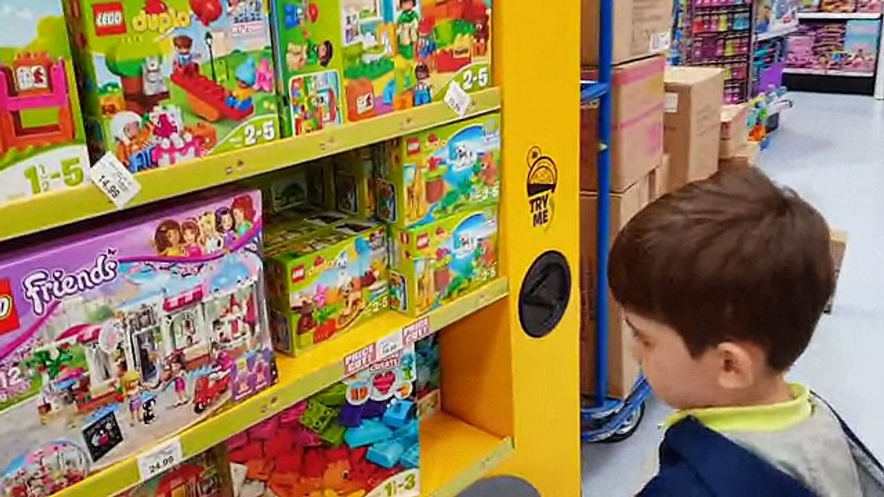 Wheels on the Bus  Toy Store Kids Playing  Alex TubeFun
