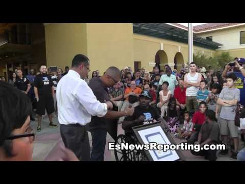 joel diaz tim bradley honored