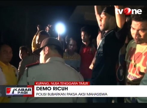 Polres Kupang Bubarkan Aksi Demo Mahasiswa