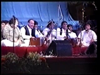 Akhiyan Udeek Diyan Dil Waajan Maar Da Nusrat Fathe Ali Khan Qawwali Part 2