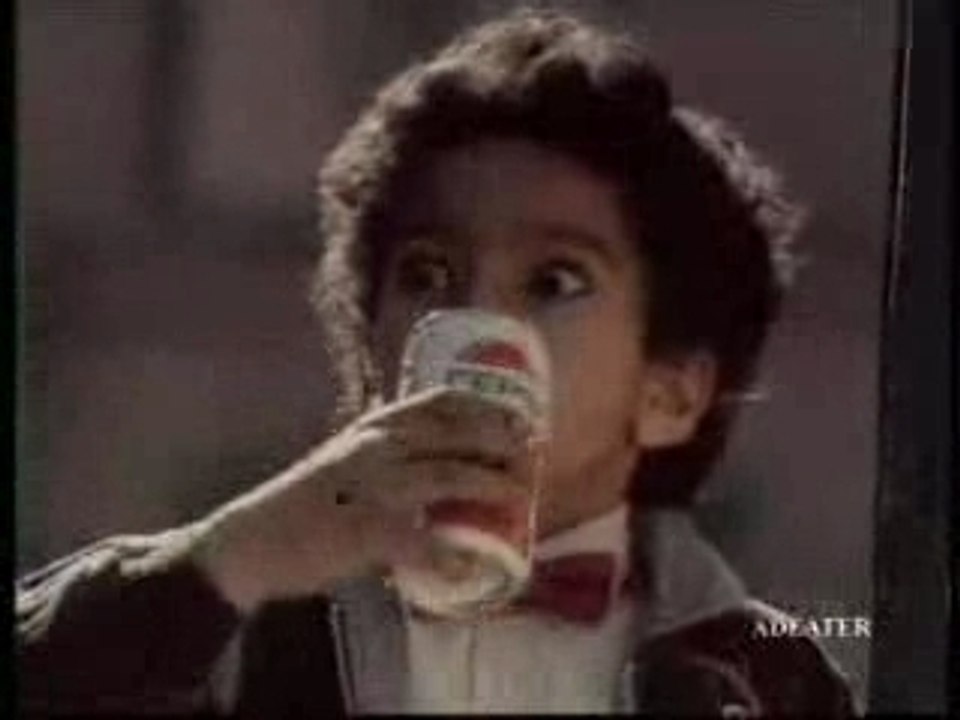 PUB - COCA COLA ( Avec Mickael Jackson en 1983 )