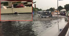 İstanbul'da Yağış Felaketi! Araçlar Mahsur Kaldı, Trafik Kilitlendi