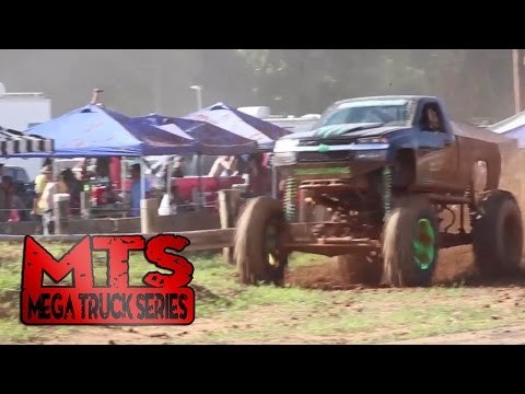 Monsterado (David Coulter) - Run 1 (Re-Run) at Twitty's Mud Bog (2015)
