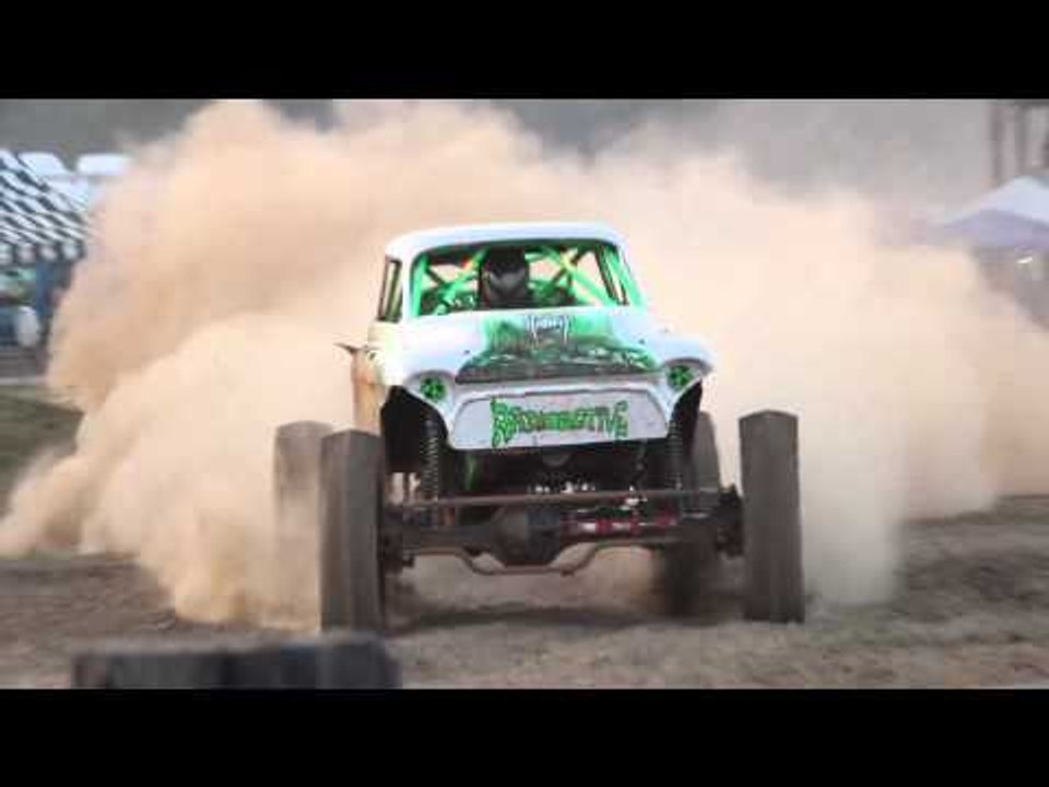Radioactive (Michael Trotter) - Run 2 at Twitty's Mud Bog (2015)