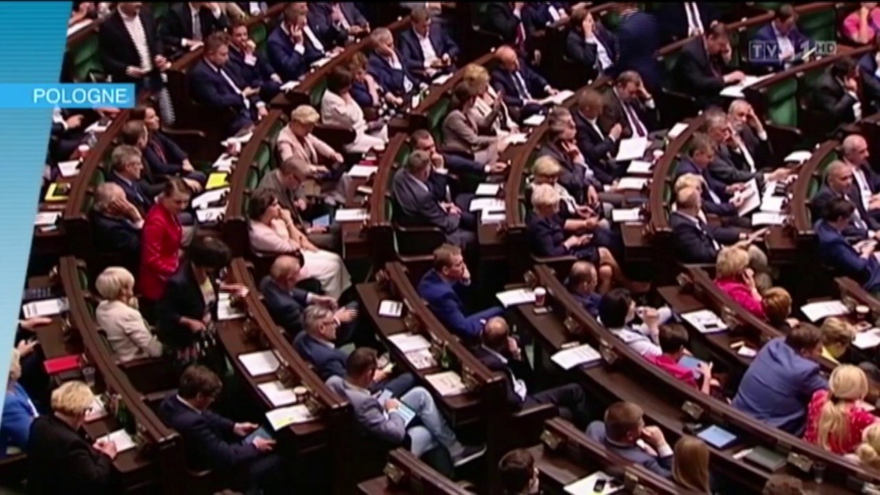 "Le départ de Bayrou du gouvernement est très injuste" selon Jacqueline Gourault (MoDem)