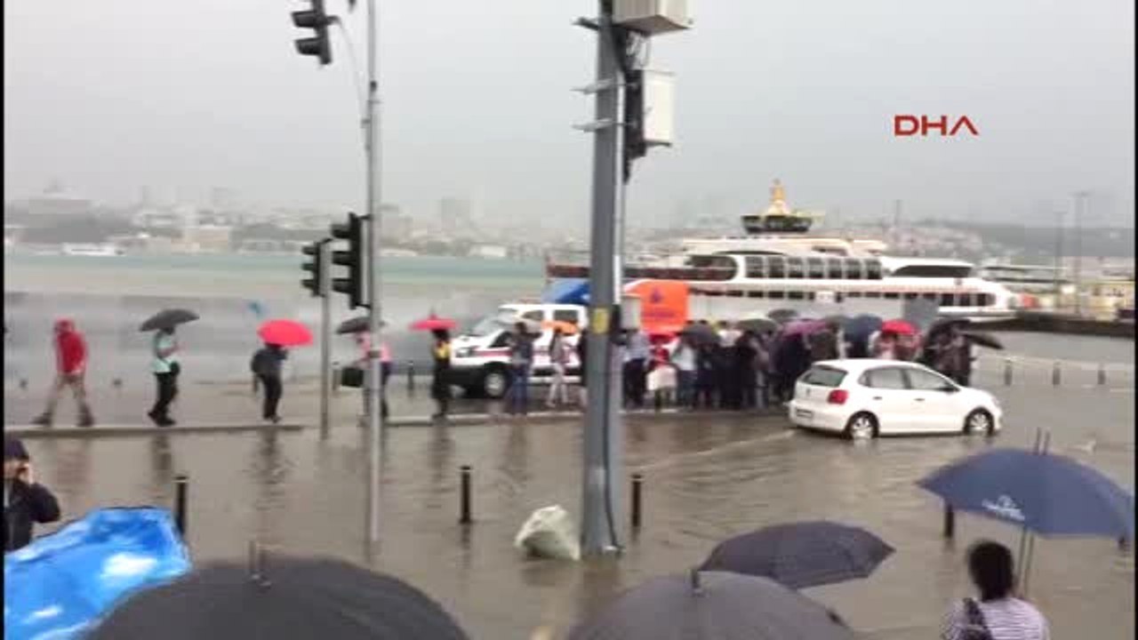 Üsküdar Kara Ile Deniz Birleşti
