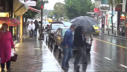 Tekirdağ'da Son 6 Saate Metrekareye 67 Kilogram Yağış Düştü