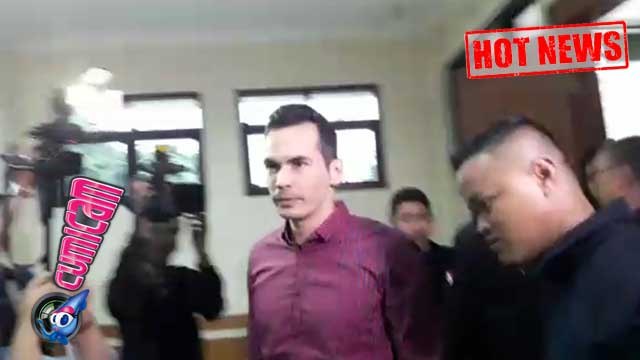 Hot News! Gokil! Hadiri Persidangan Atalarik Dikawal Ketat Bodyguard - Cumicam 18 Juli 2017