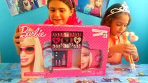 Bálsamo de caso brillo chorro labio maquillaje uñas en pag pintar paleta Prensa conjunto con Barbie