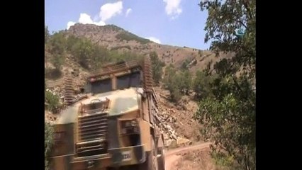 Diyarbakır’da üs bölgesine roketli saldırı